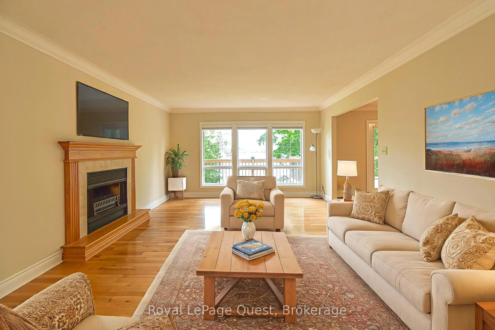 Photo 5 of 27 Heyden Avenue, Orillia — HOMEH