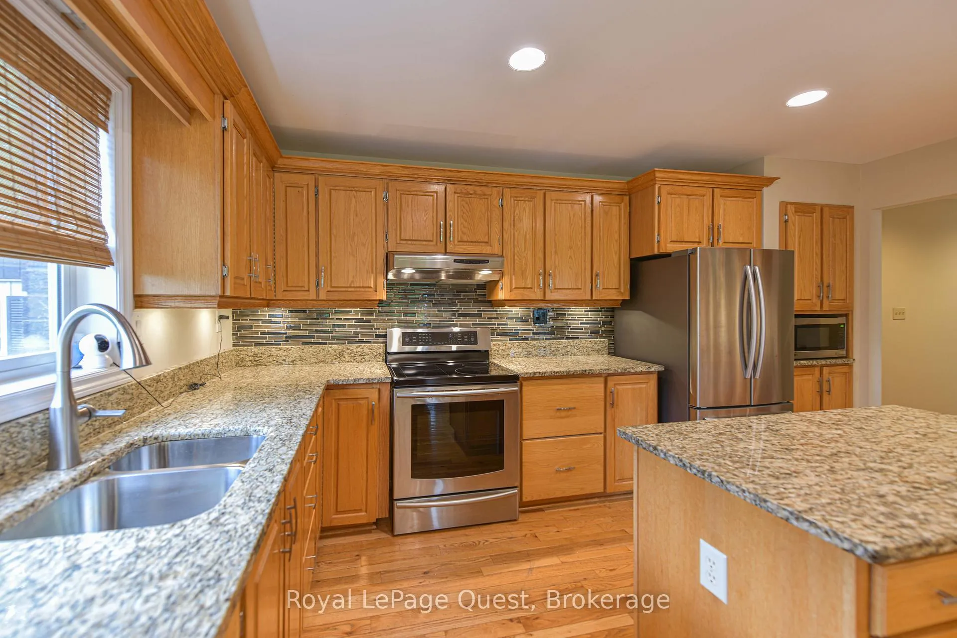 Photo 15 of 27 Heyden Avenue, Orillia — HOMEH