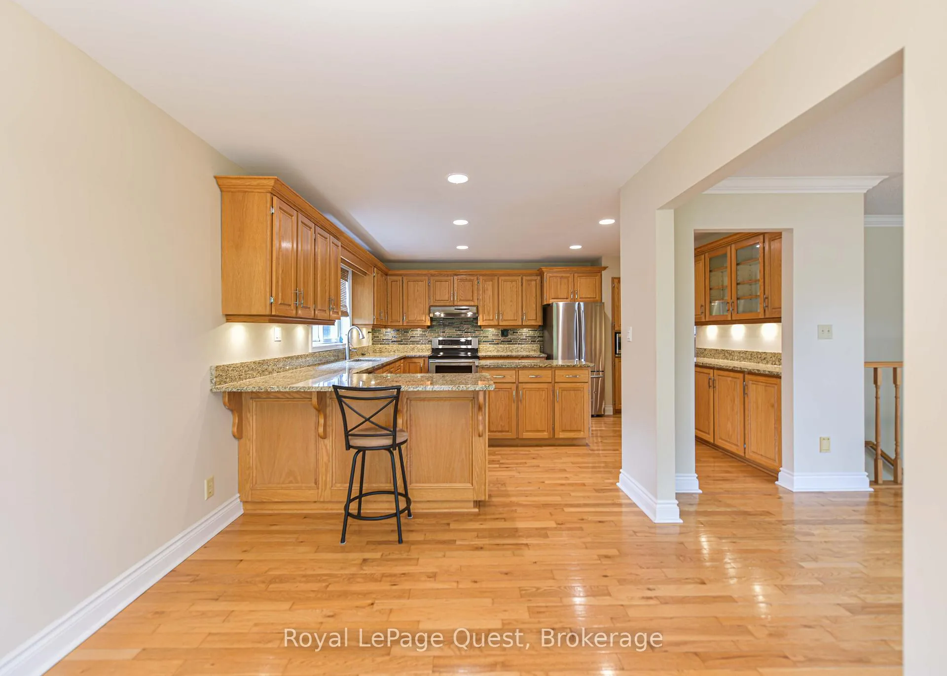 Photo 16 of 27 Heyden Avenue, Orillia — HOMEH