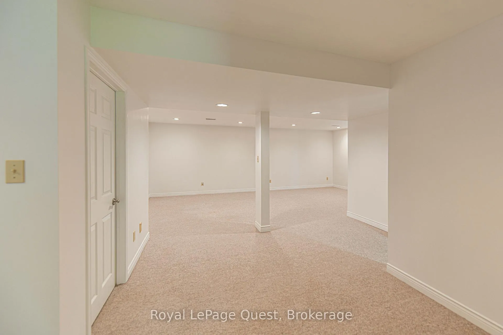 Photo 34 of 27 Heyden Avenue, Orillia — HOMEH