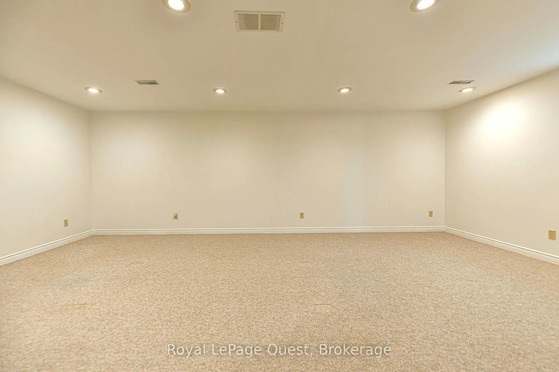 Photo 35 of 27 Heyden Avenue, Orillia — HOMEH