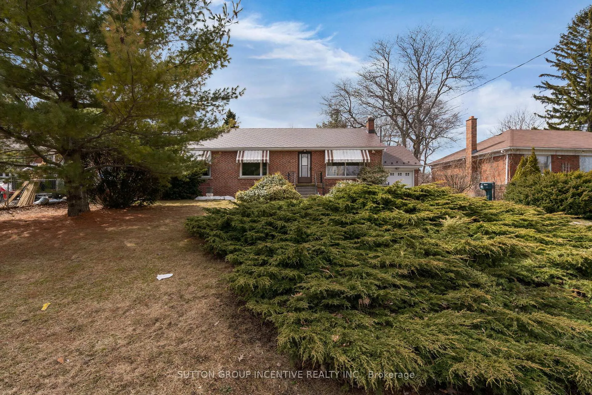 Photo 4 of 6 Kingsmere Crescent, Scarborough, Scarborough Village — HOMEH