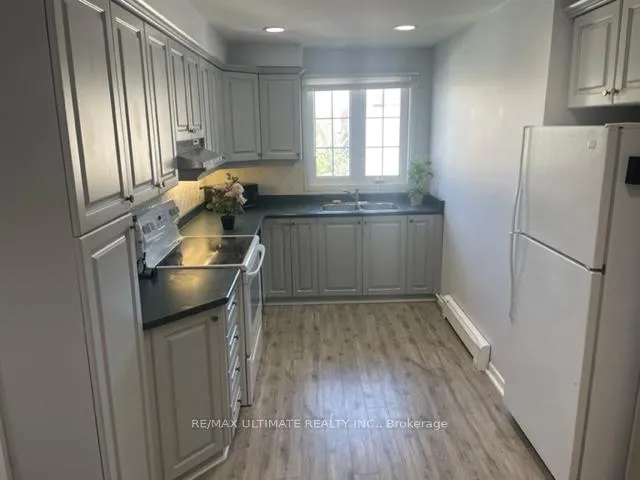 Photo 2 of Unit 2, 213 Close Avenue, Toronto, South Parkdale — HOMEH