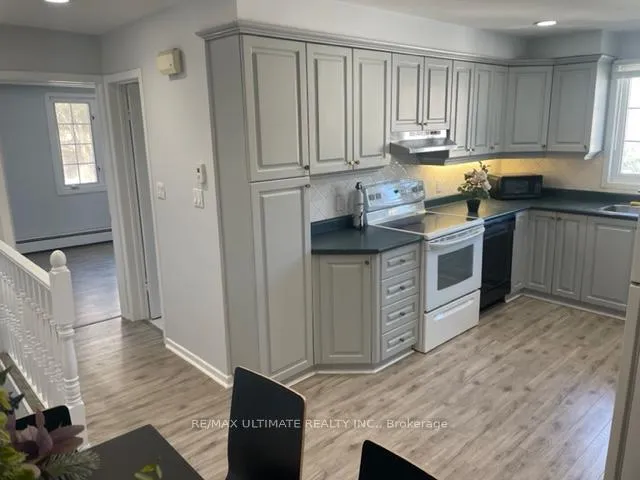 Photo 3 of Unit 2, 213 Close Avenue, Toronto, South Parkdale — HOMEH
