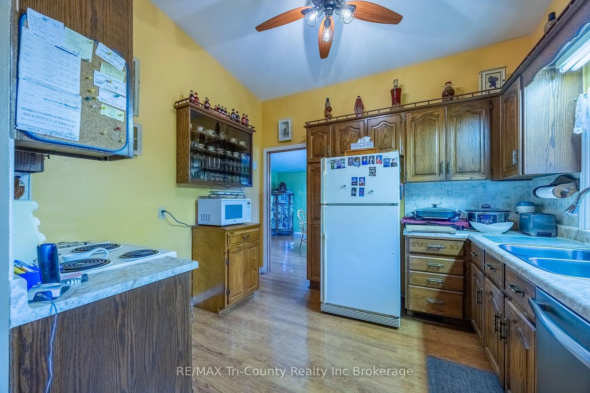 Photo 10 of 124687 Mall Road, Norwich, Rural Norwich — HOMEH