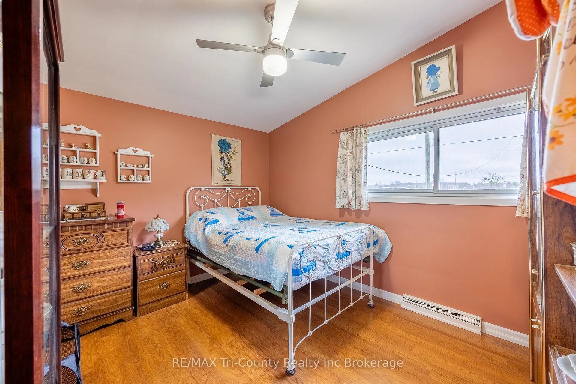 Photo 21 of 124687 Mall Road, Norwich, Rural Norwich — HOMEH