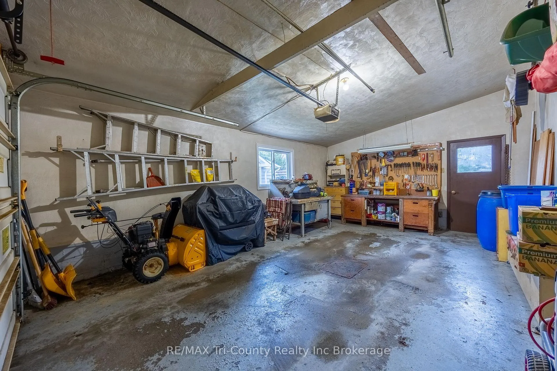 Photo 29 of 124687 Mall Road, Norwich, Rural Norwich — HOMEH
