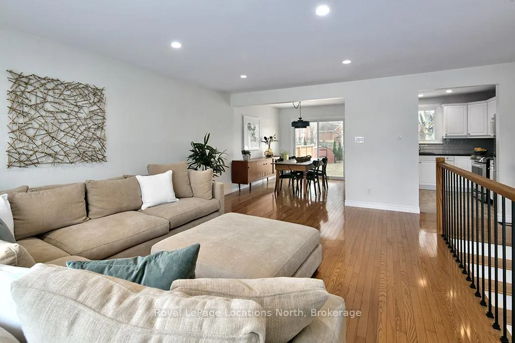 Photo 7 of 115 Applevale Court, Blue Mountains — HOMEH