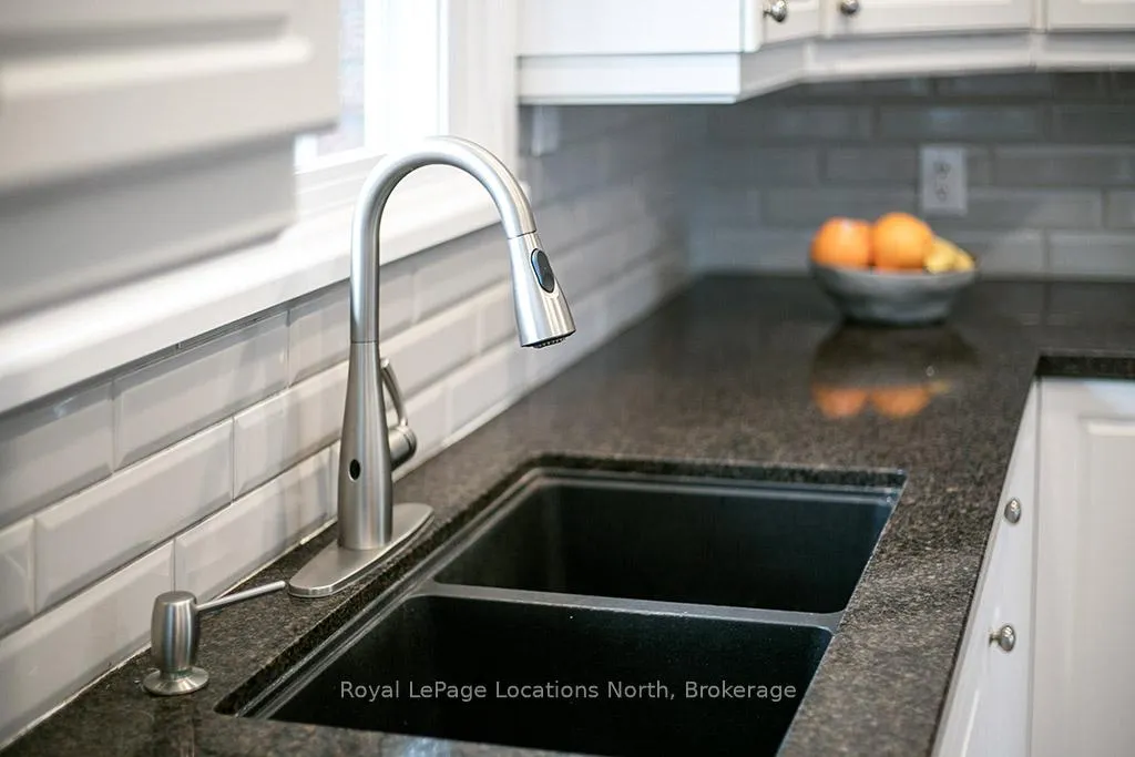 Photo 17 of 115 Applevale Court, Blue Mountains — HOMEH