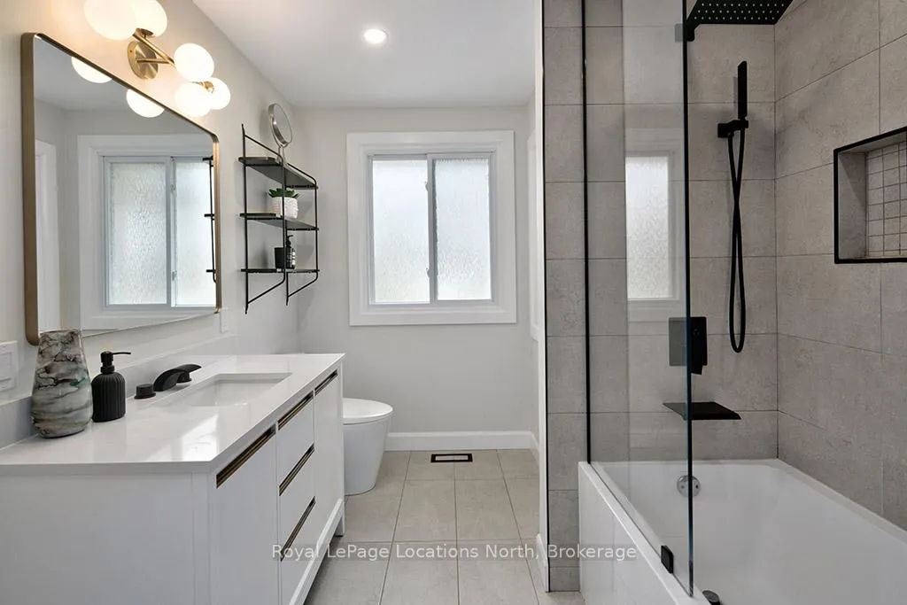 Photo 24 of 115 Applevale Court, Blue Mountains — HOMEH