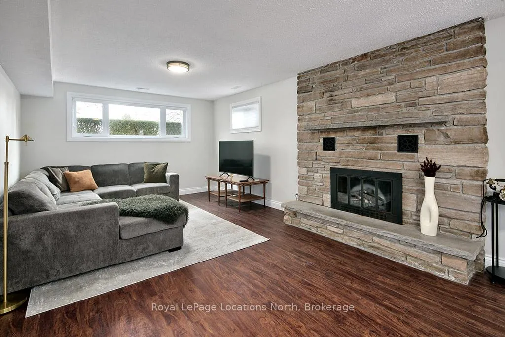 Photo 27 of 115 Applevale Court, Blue Mountains — HOMEH