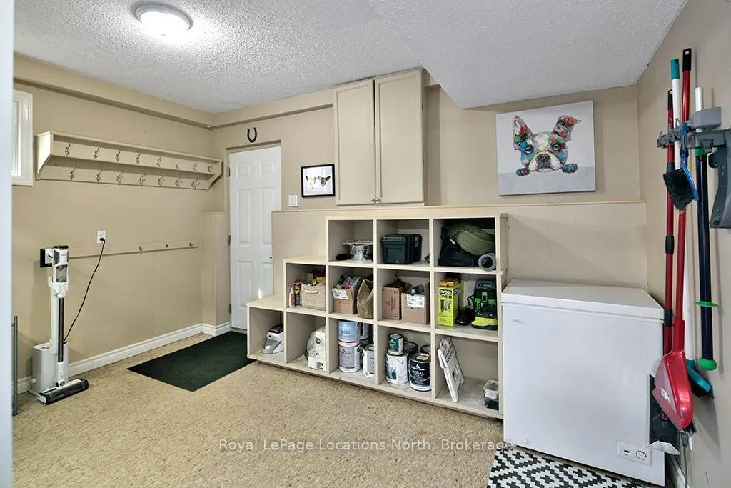 Photo 32 of 115 Applevale Court, Blue Mountains — HOMEH