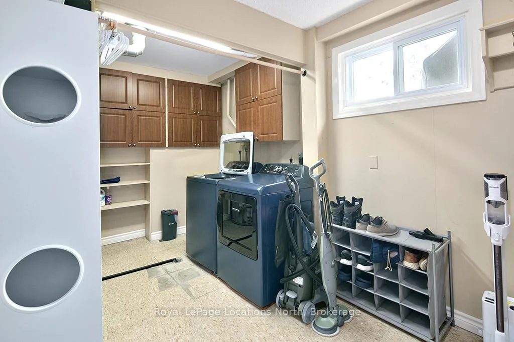 Photo 33 of 115 Applevale Court, Blue Mountains — HOMEH