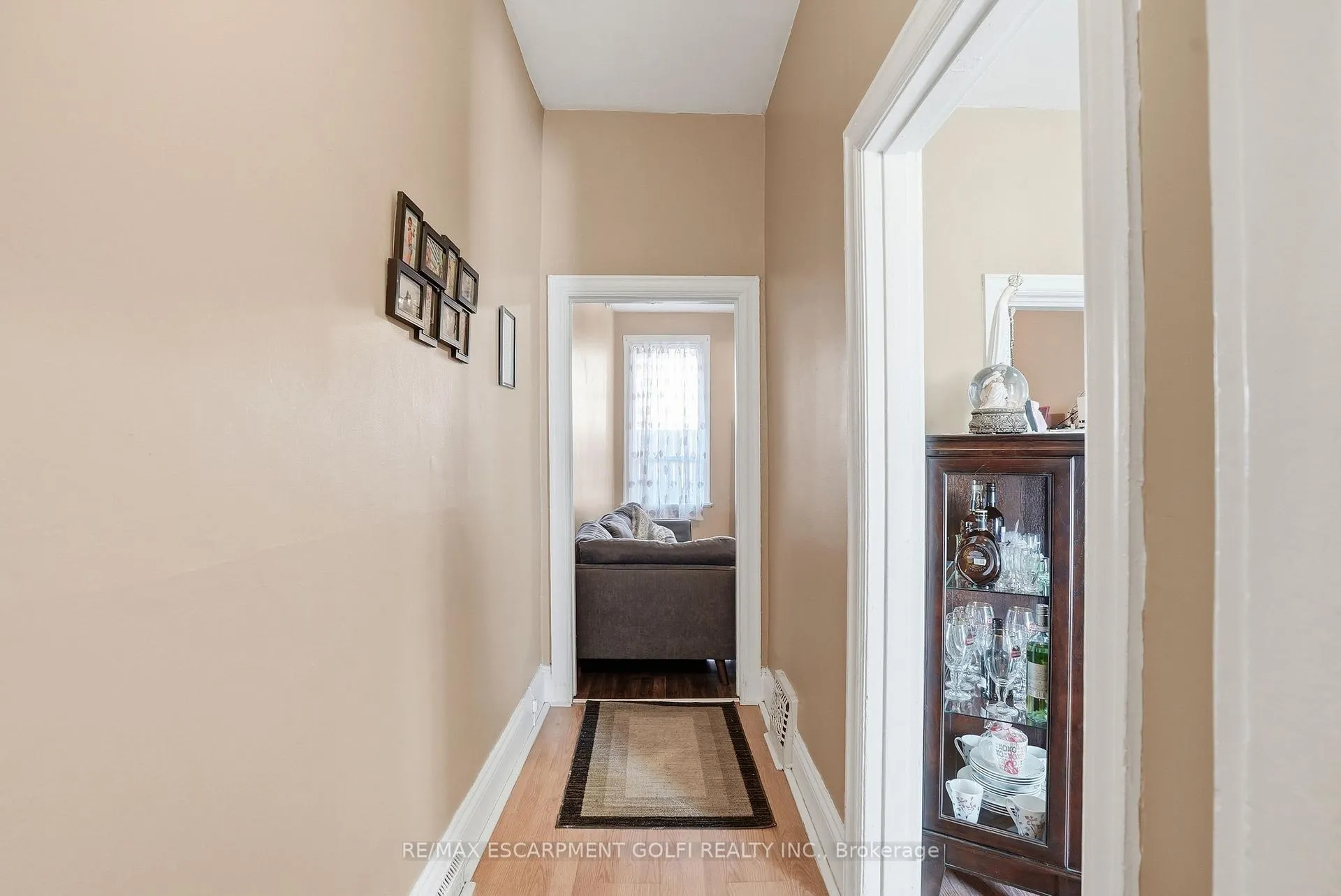 Photo 3 of 211 West Avenue N, Hamilton, Landsdale — HOMEH