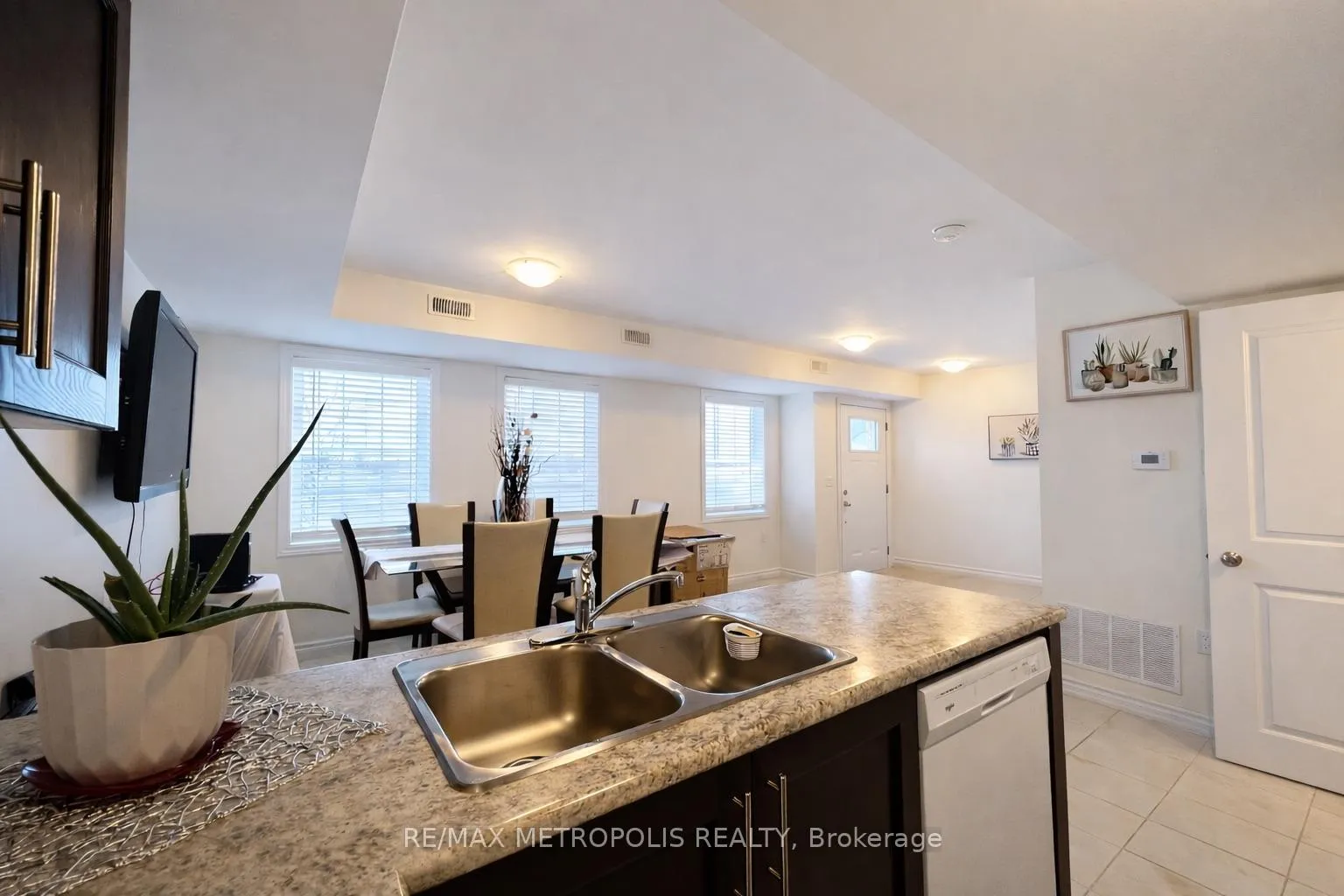 Photo 9 of Unit 206, 50 Maple Avenue, Asphodel-Norwood, Norwood — HOMEH