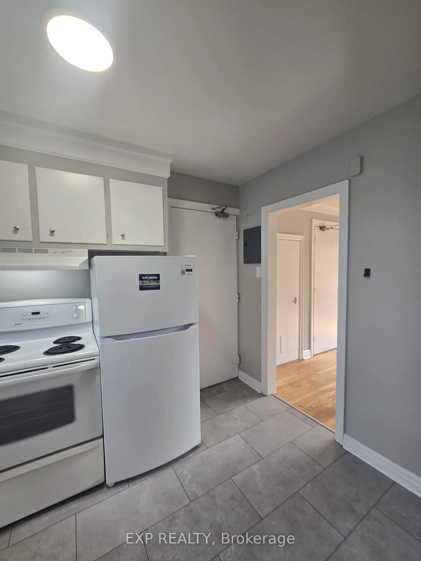 Photo 20 of 1119 Merivale Road, Ottawa, Carlington — HOMEH