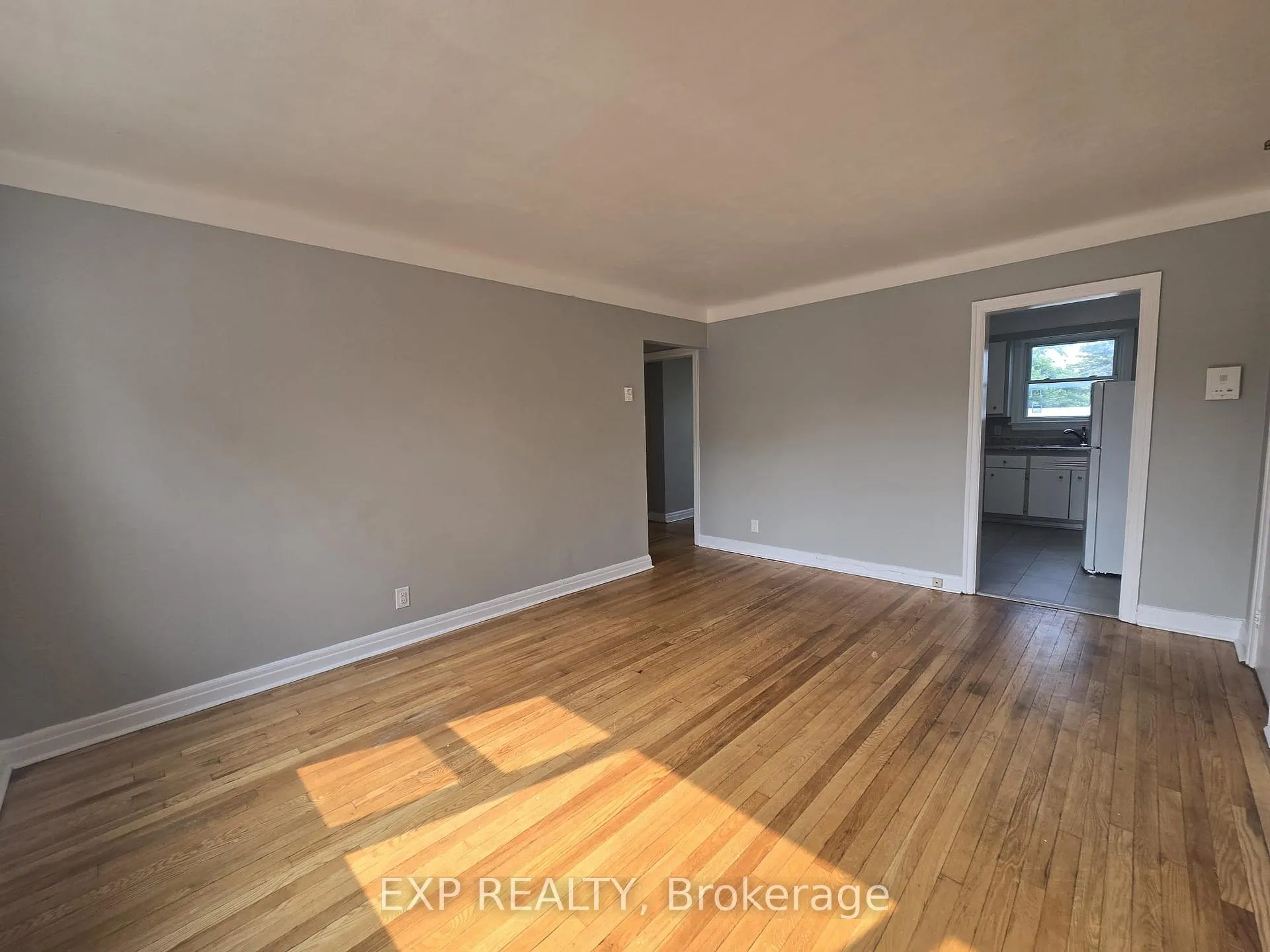 Photo 22 of 1119 Merivale Road, Ottawa, Carlington — HOMEH