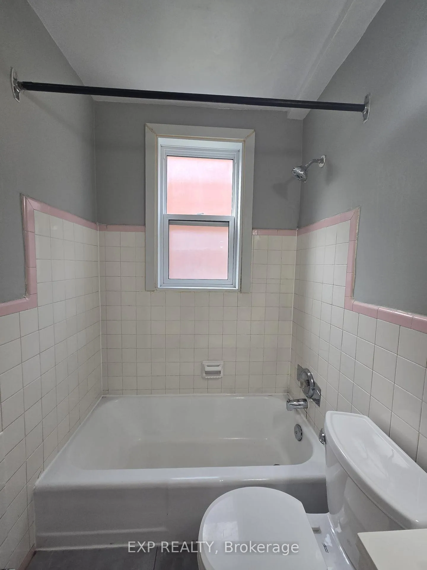 Photo 23 of 1119 Merivale Road, Ottawa, Carlington — HOMEH