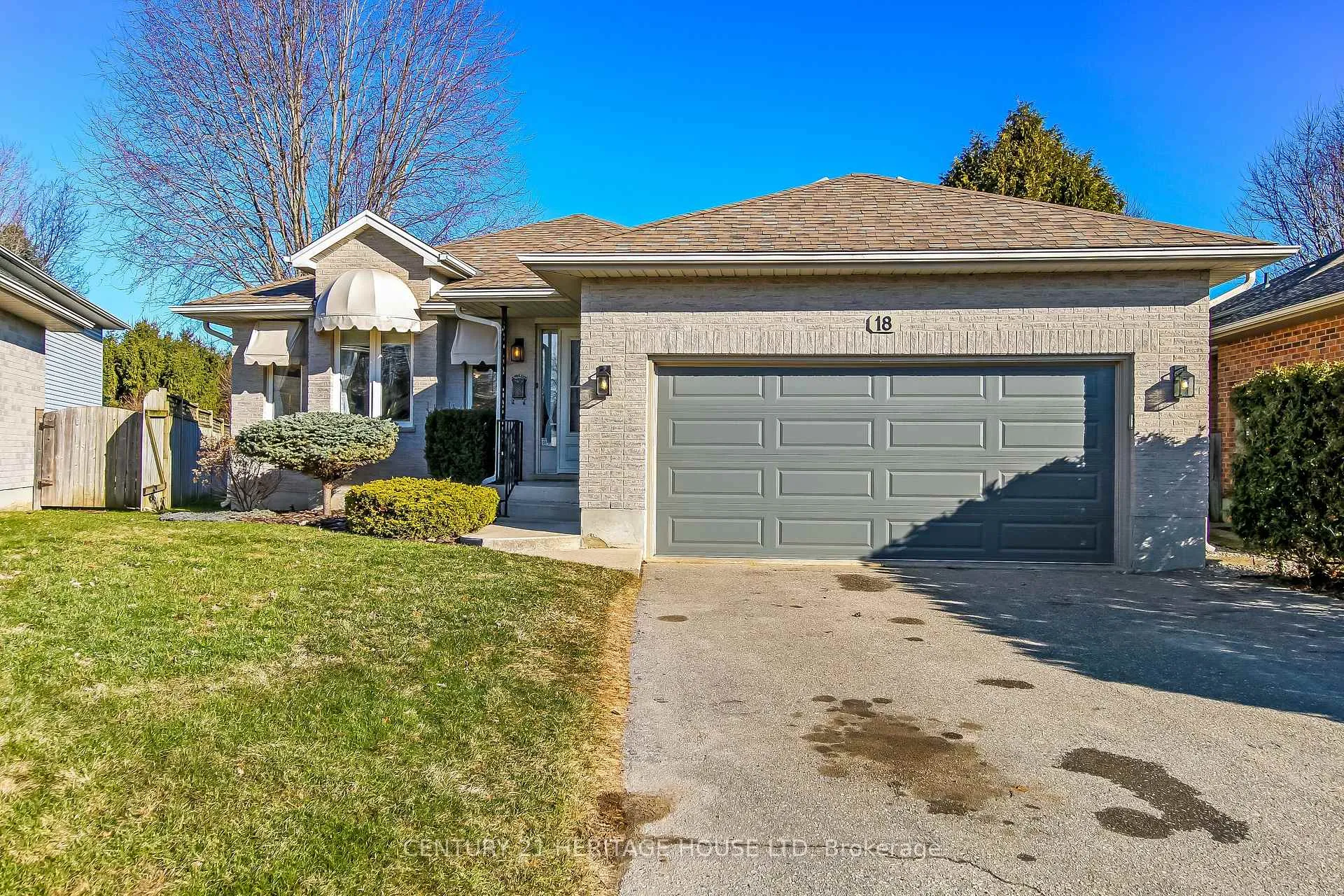 Photo 26 of 18 Hickory Boulevard W, Strathroy-Caradoc, SE — HOMEH