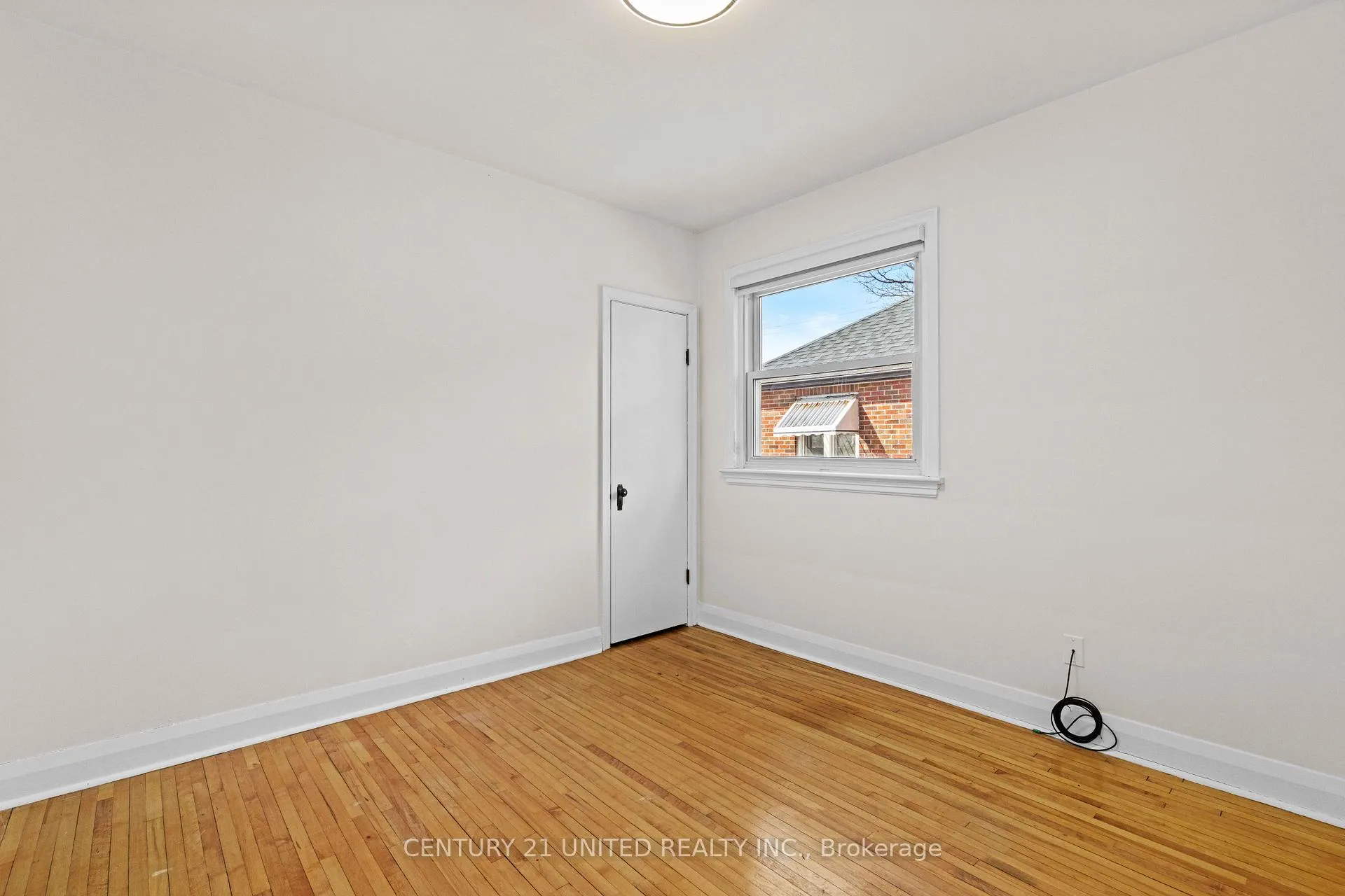 Photo 19 of 661 Rubidge Street, Peterborough, Town Ward 3 — HOMEH