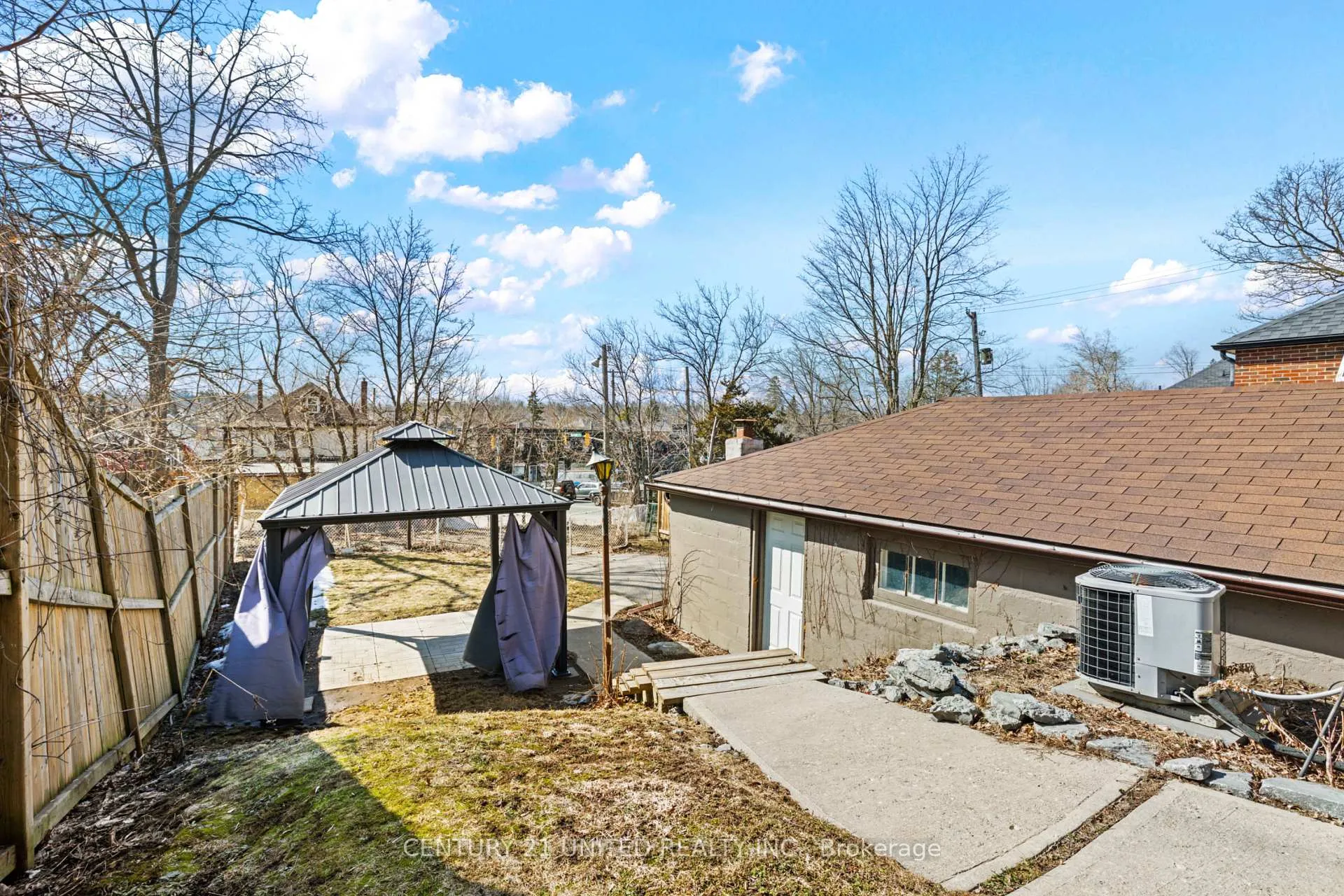Photo 24 of 661 Rubidge Street, Peterborough, Town Ward 3 — HOMEH