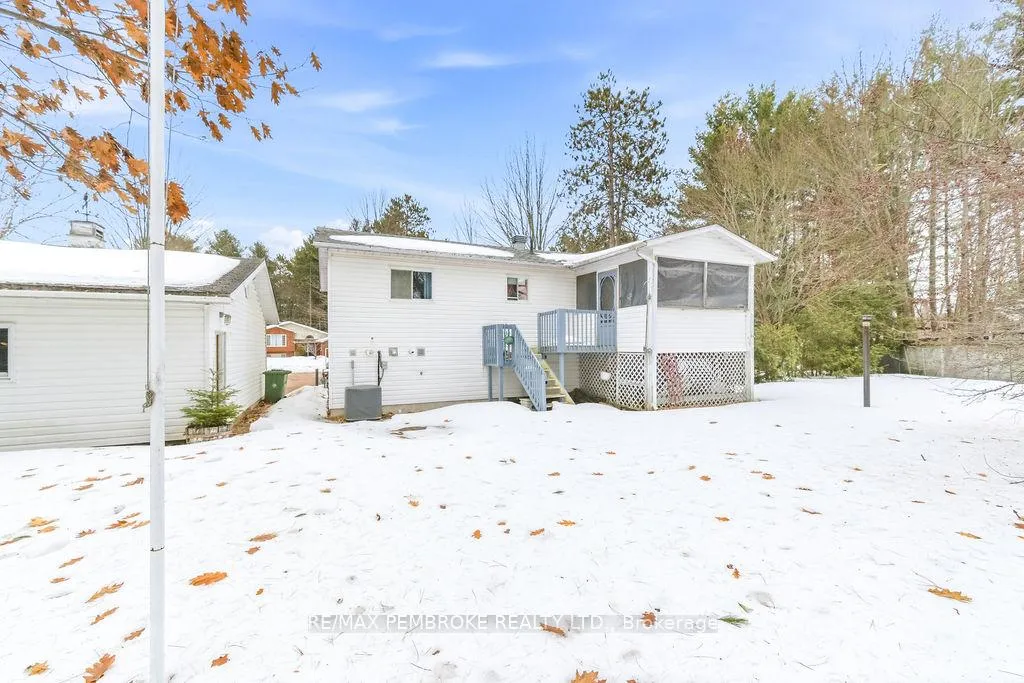 Photo 42 of 2 Blue Jay Way, Petawawa — HOMEH