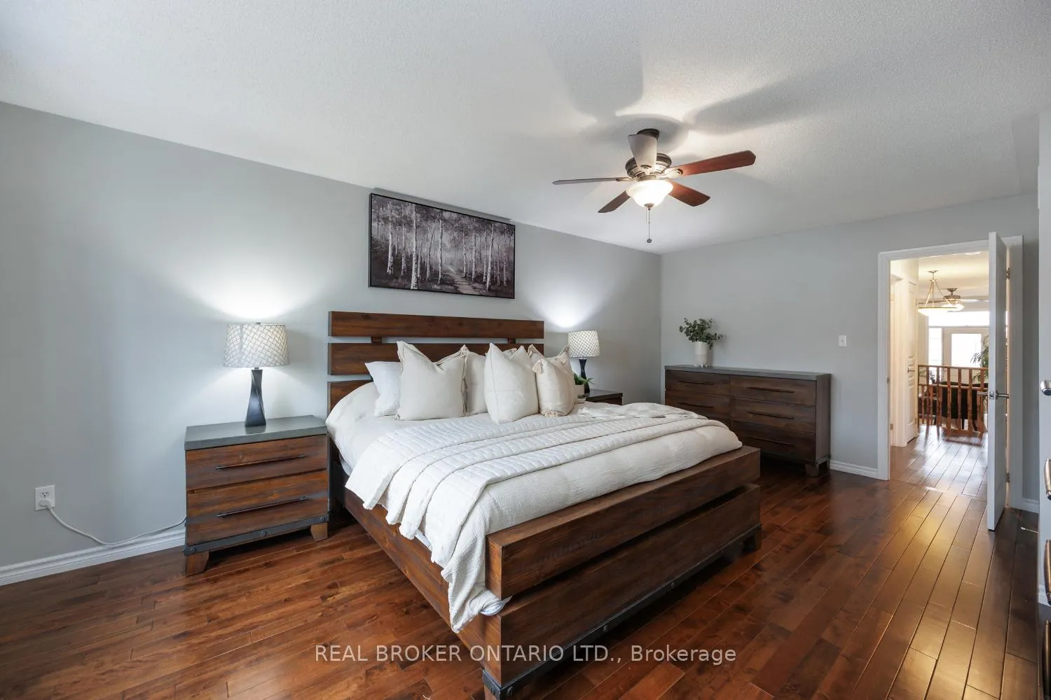 Photo 27 of 125 Hutton Place, Clarington, Bowmanville — HOMEH