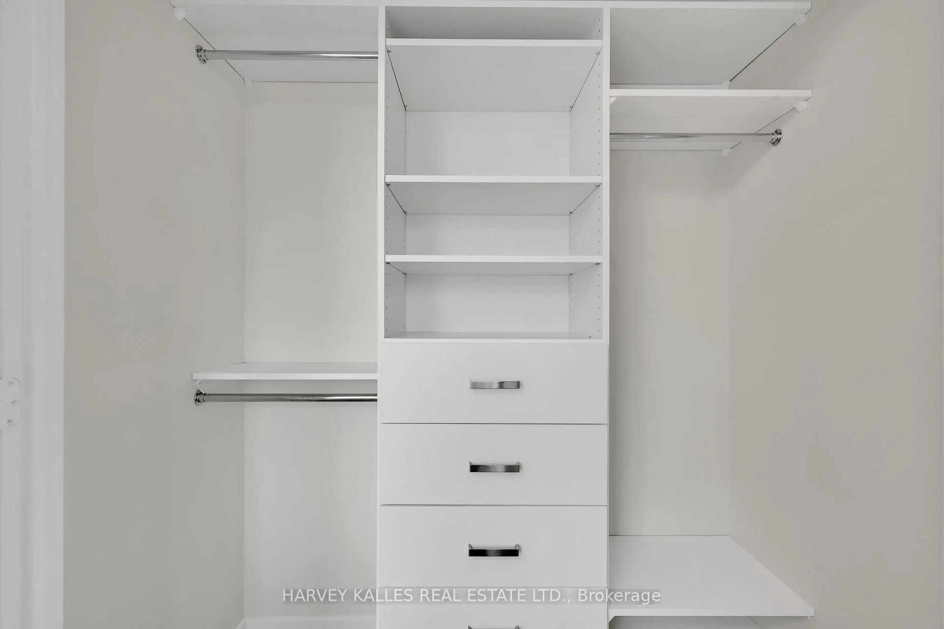 Photo 5 of Unit 504, 6 Jackes Avenue, Toronto, Rosedale-Moore Park — HOMEH