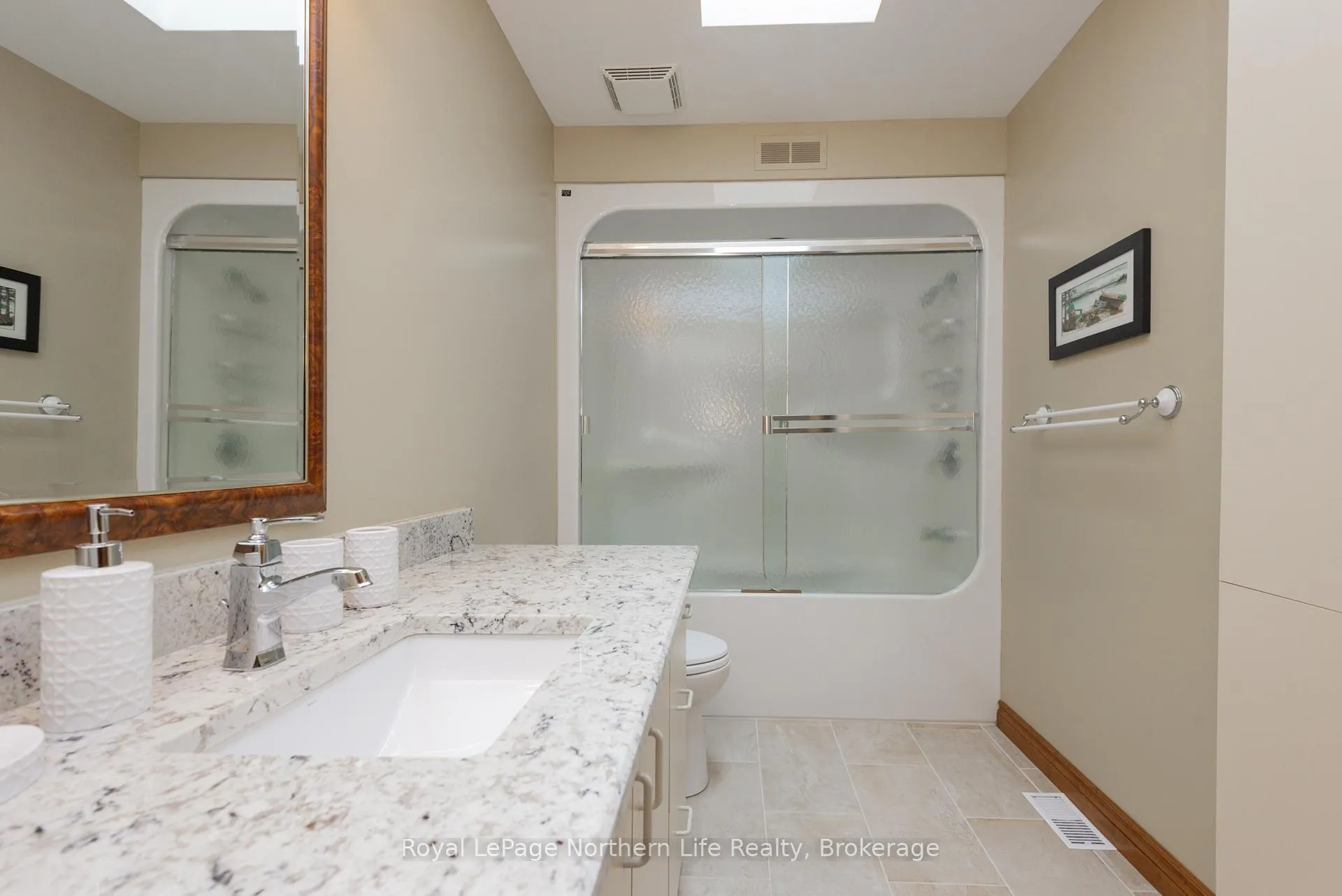 Photo 24 of 350 Ross Drive, North Bay, Birchaven — HOMEH