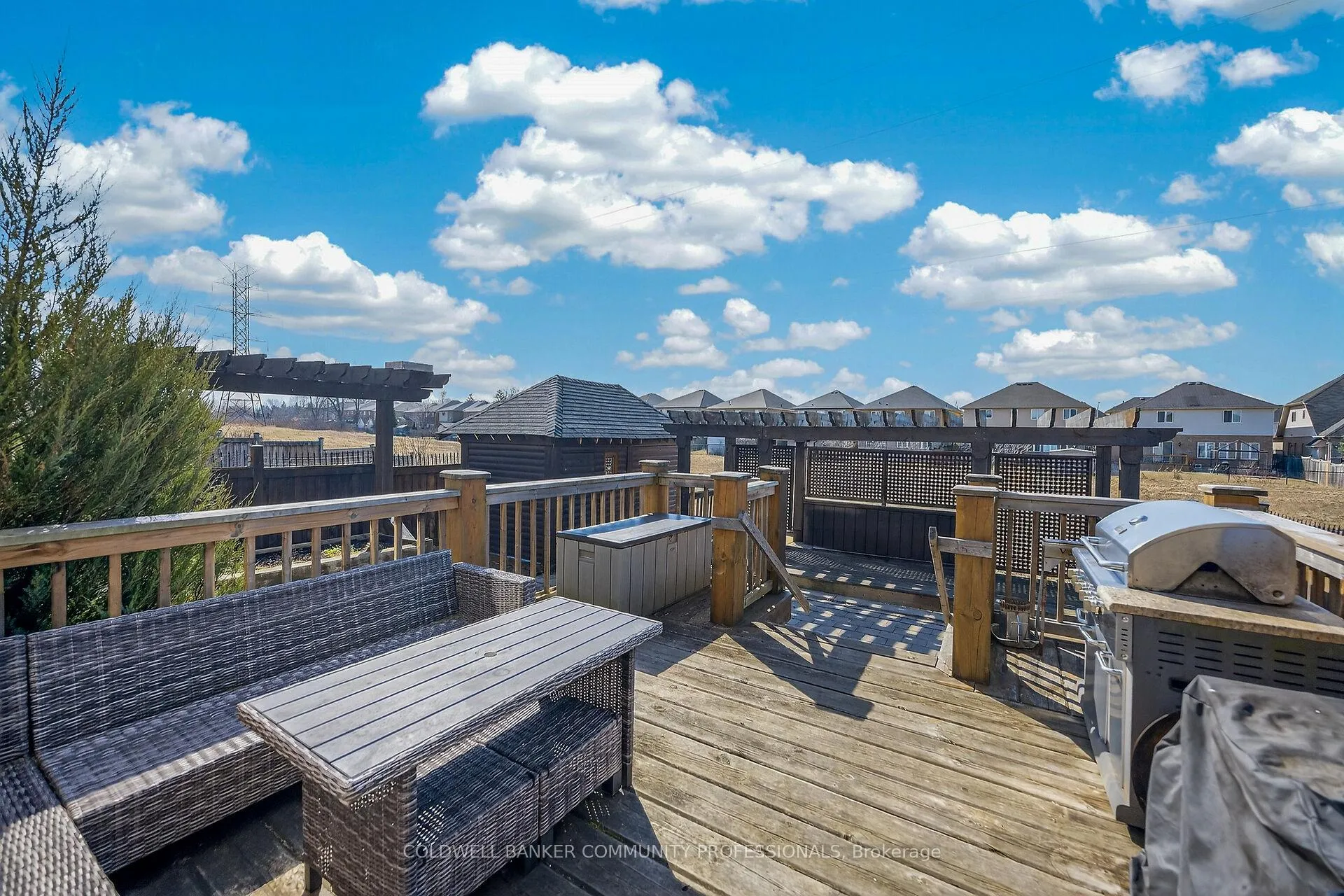 Photo 42 of 182 Irwin Avenue, Hamilton, Meadowlands — HOMEH