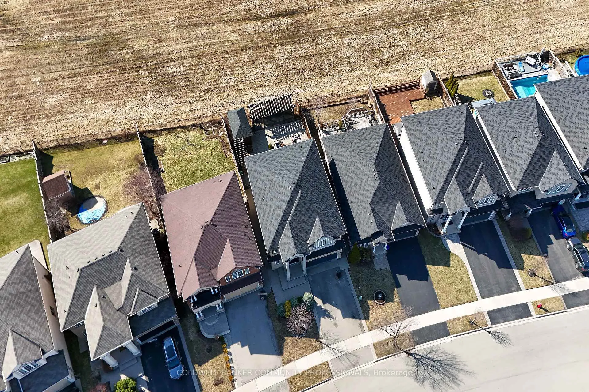 Photo 48 of 182 Irwin Avenue, Hamilton, Meadowlands — HOMEH