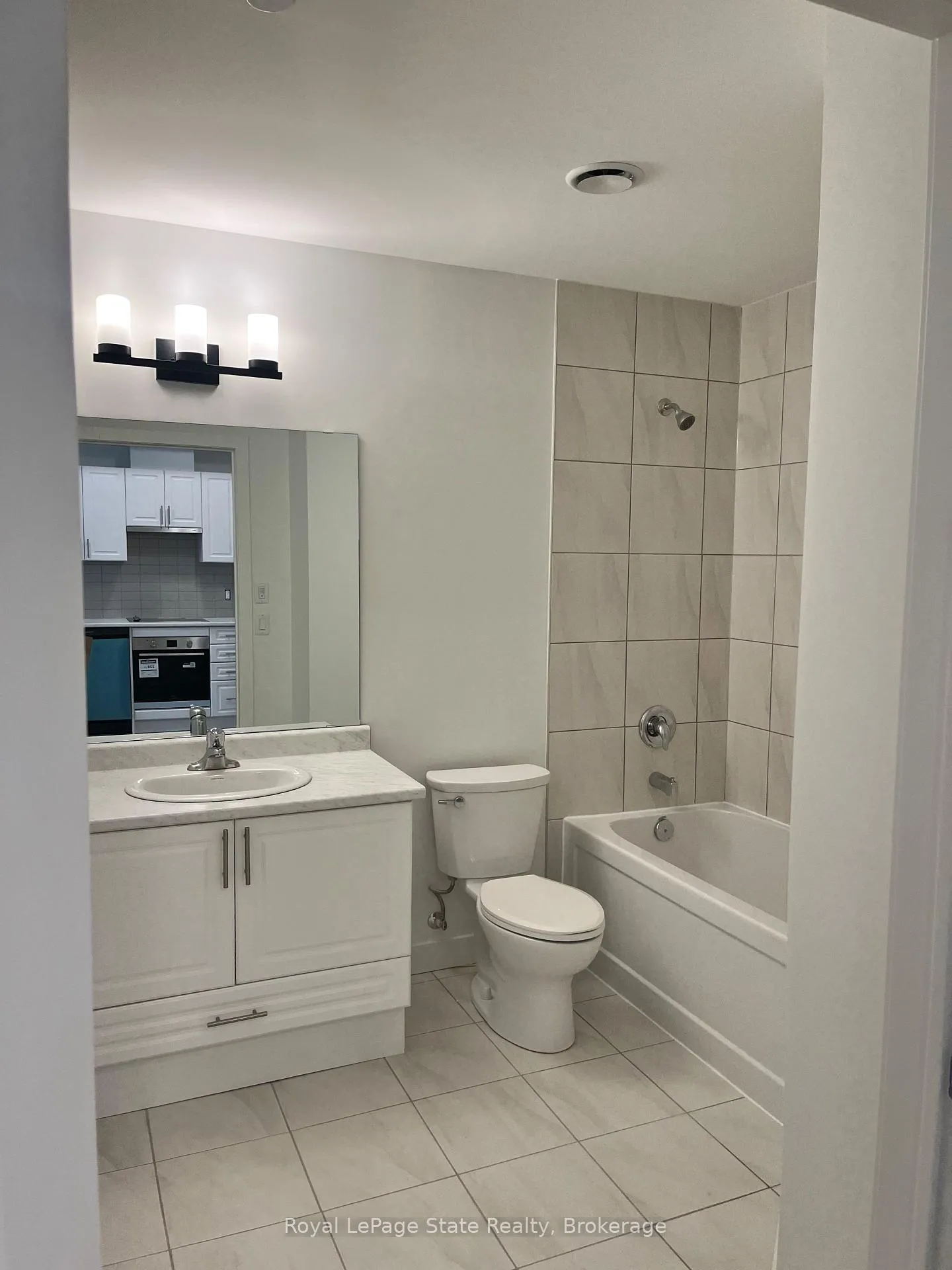 Photo 21 of Unit 611, 461 Green Road, Hamilton, Stoney Creek — HOMEH