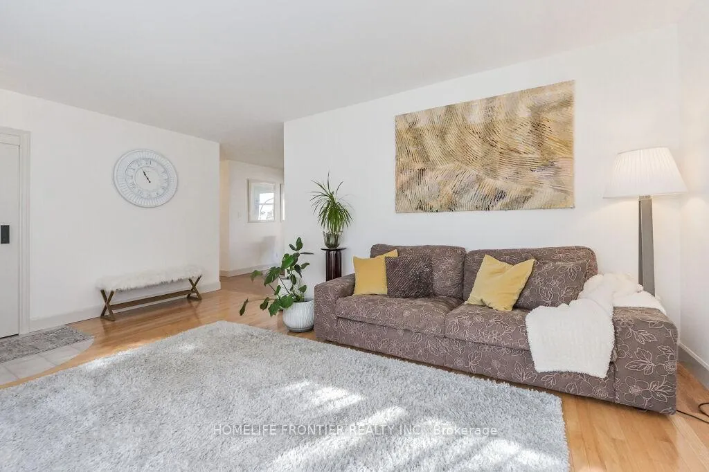 Photo 5 of 360 Colborne Street, Centre Wellington, Elora/Salem — HOMEH