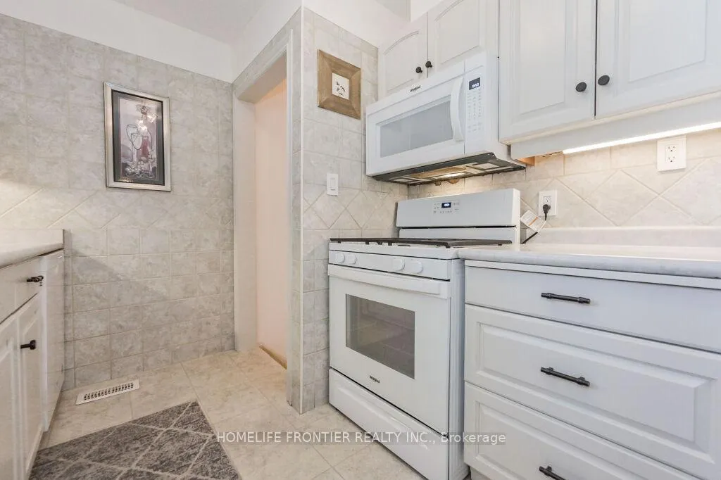 Photo 11 of 360 Colborne Street, Centre Wellington, Elora/Salem — HOMEH