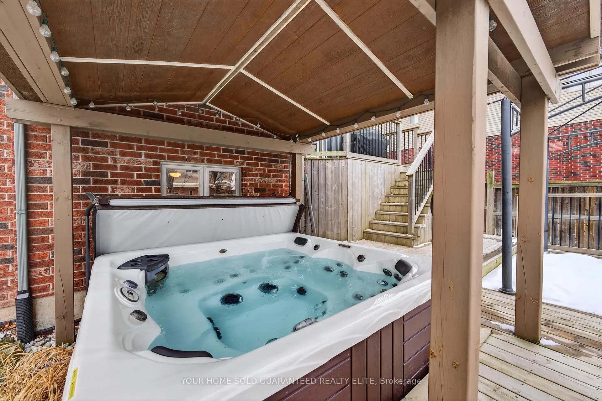 Photo 31 of 17 Heathcote Court, Grimsby, Grimsby East — HOMEH