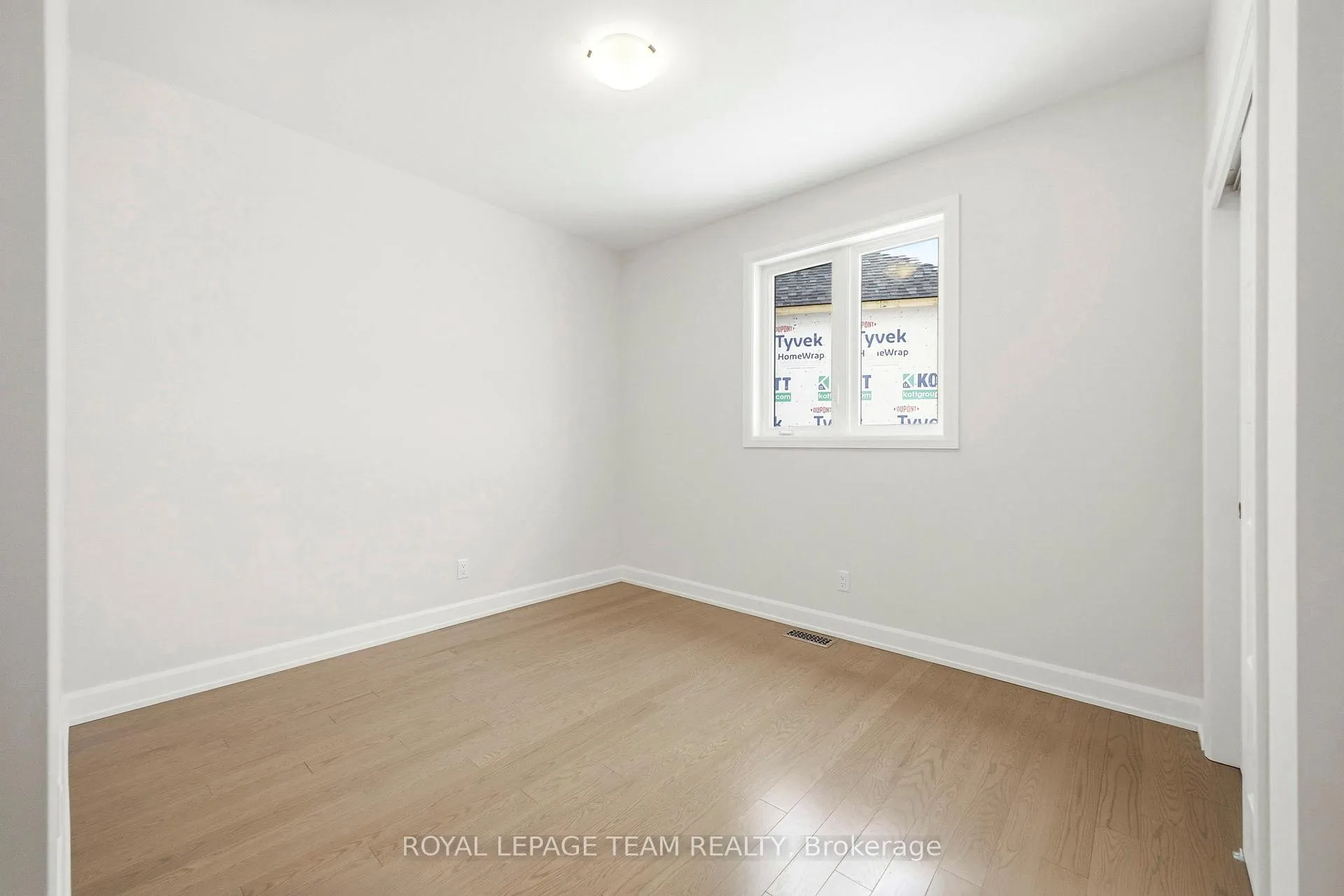 Photo 22 of 537 Swinley Crescent, Augusta, Augusta Twp — HOMEH