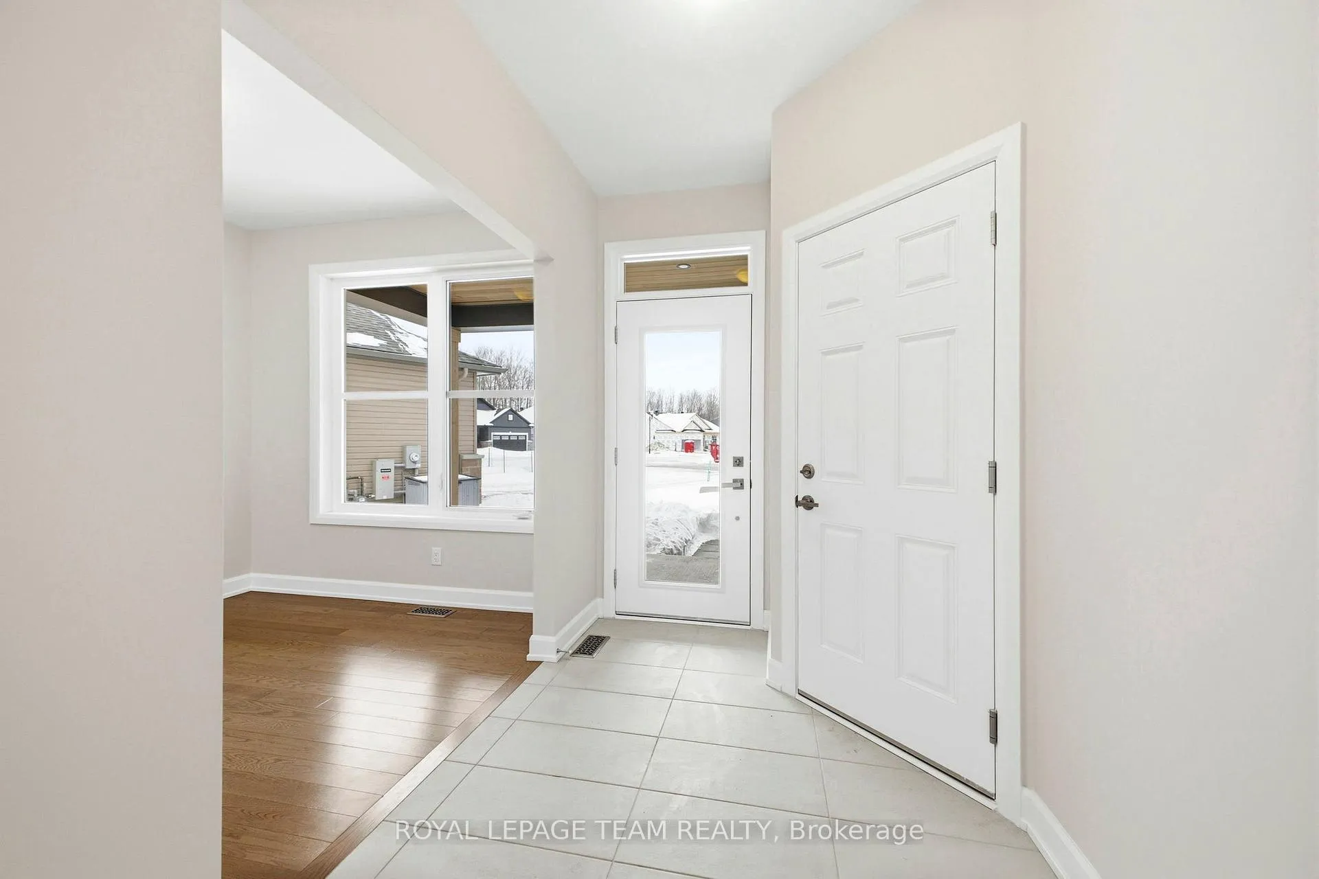Photo 24 of 537 Swinley Crescent, Augusta, Augusta Twp — HOMEH