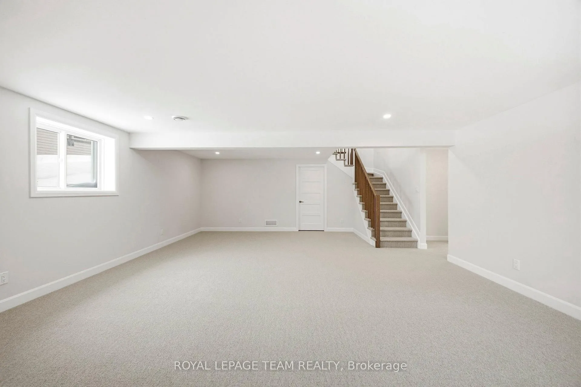 Photo 29 of 537 Swinley Crescent, Augusta, Augusta Twp — HOMEH