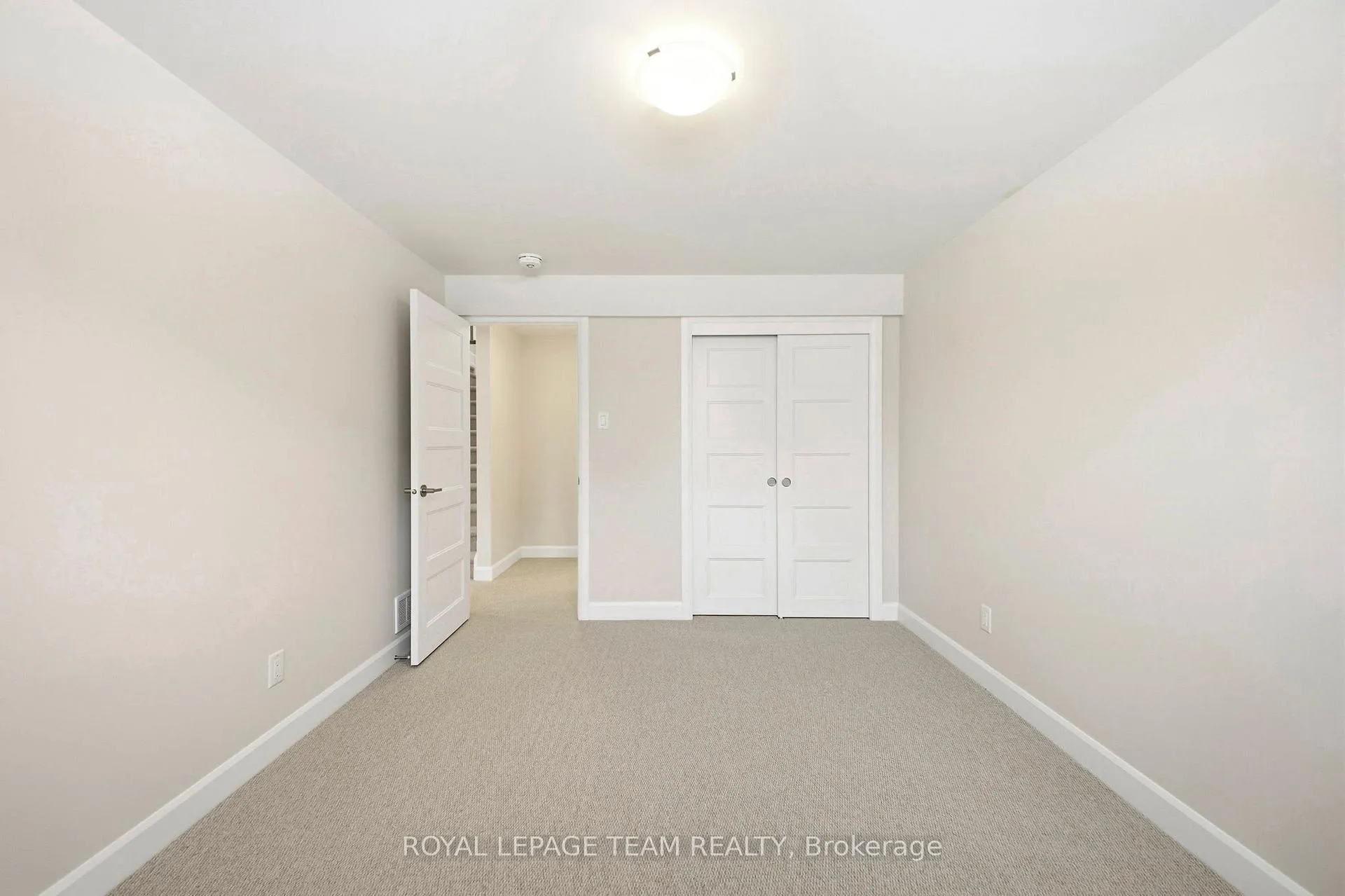 Photo 35 of 537 Swinley Crescent, Augusta, Augusta Twp — HOMEH
