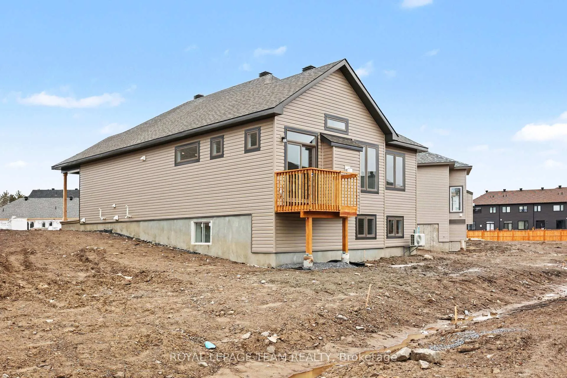 Photo 41 of 537 Swinley Crescent, Augusta, Augusta Twp — HOMEH