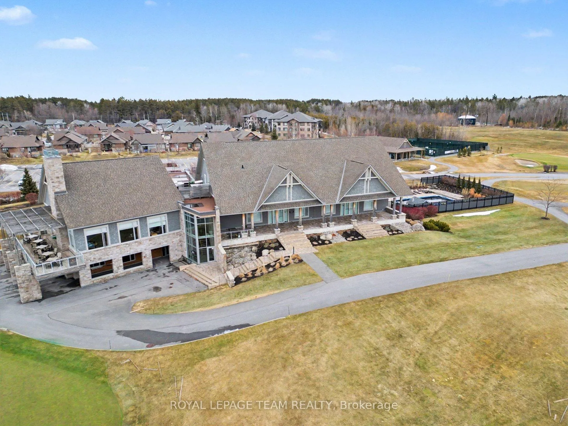 Photo 44 of 537 Swinley Crescent, Augusta, Augusta Twp — HOMEH