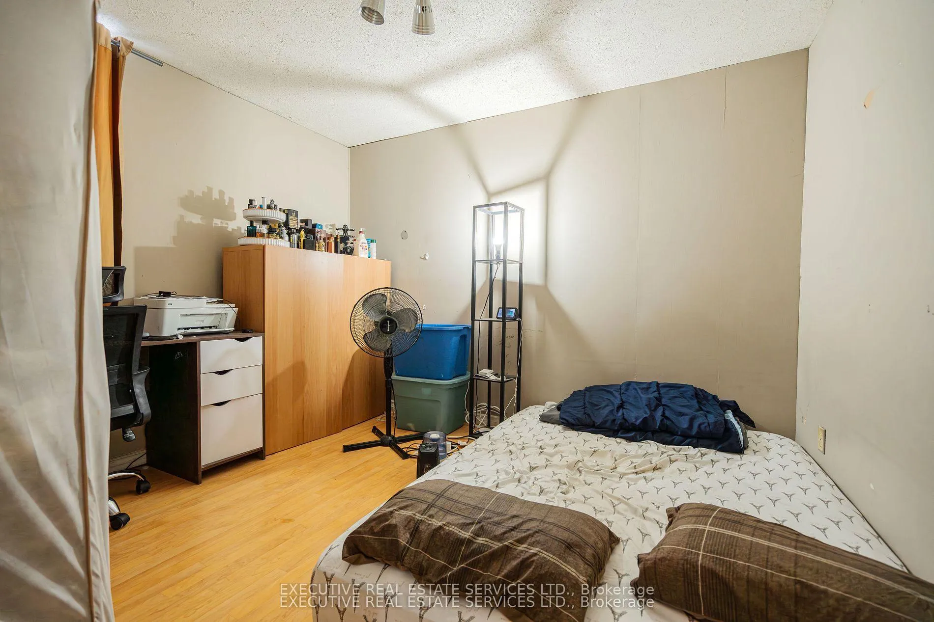 Photo 18 of 268 Ross Avenue, Kitchener, Stanley Park — HOMEH