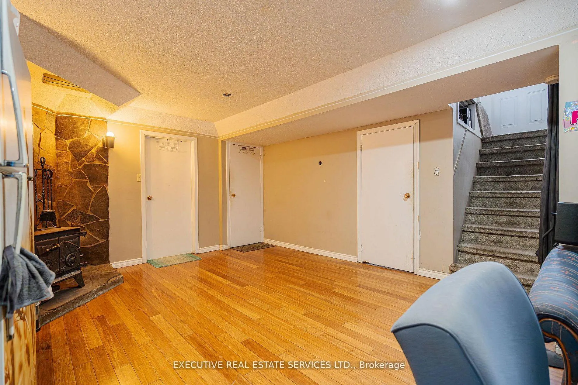 Photo 20 of 268 Ross Avenue, Kitchener, Stanley Park — HOMEH