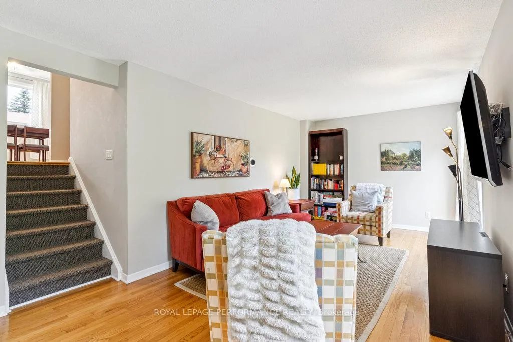 Photo 8 of Unit 74, 4634 Cosmic Place, Ottawa, Pineview — HOMEH