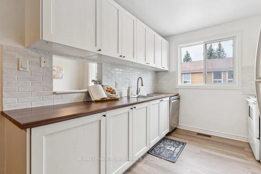 Photo 17 of Unit 74, 4634 Cosmic Place, Ottawa, Pineview — HOMEH