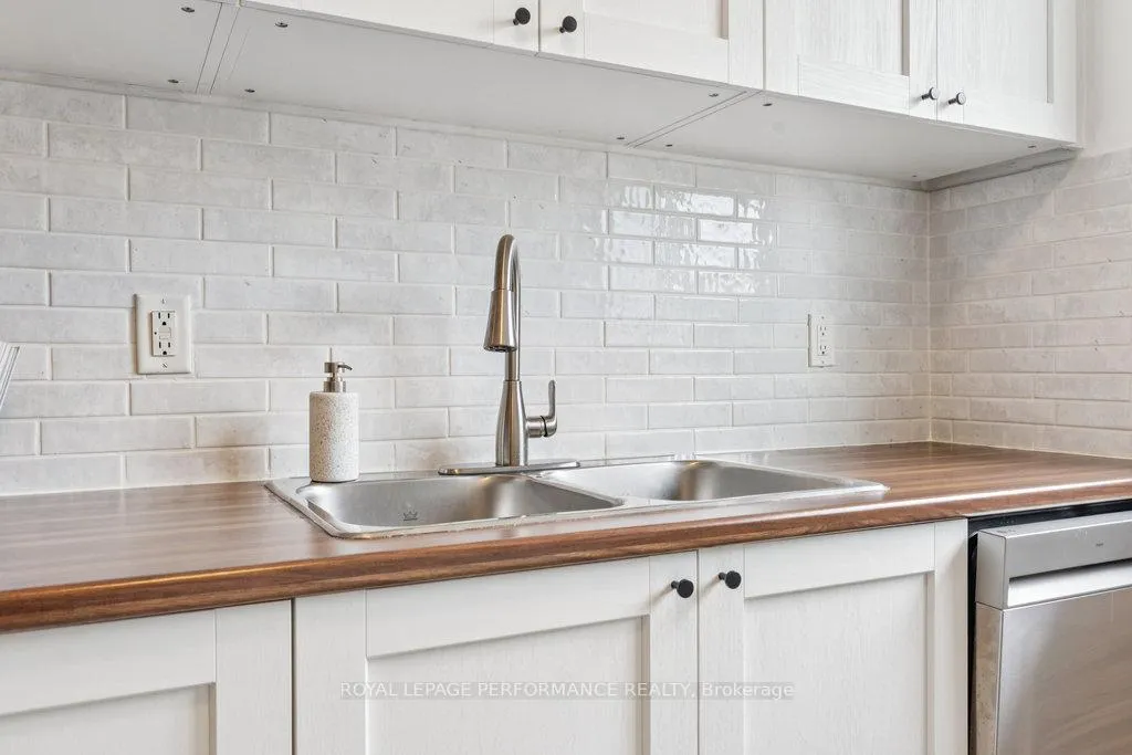 Photo 18 of Unit 74, 4634 Cosmic Place, Ottawa, Pineview — HOMEH