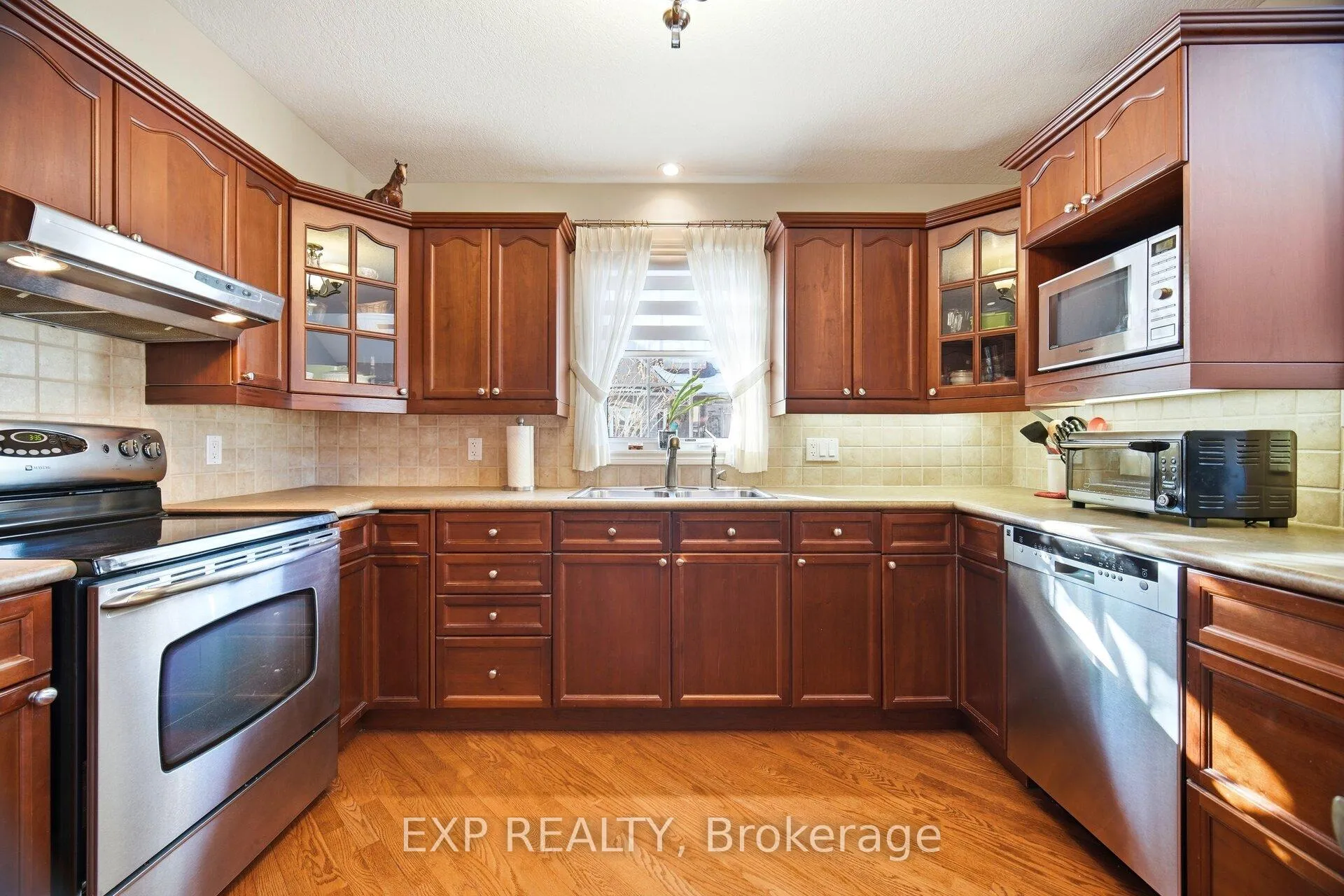 Photo 11 of Unit 1G, 350 Doon Valley Drive, Kitchener — HOMEH