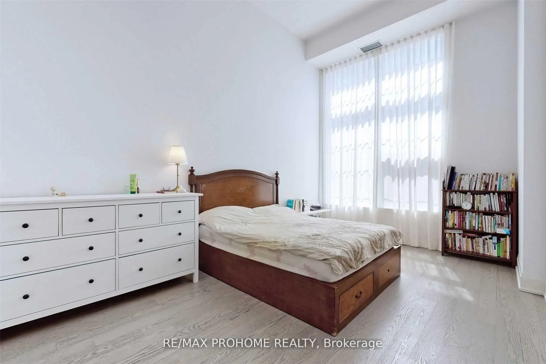 Photo 15 of Unit 108, 20 Fred Varley Drive, Markham, Unionville — HOMEH