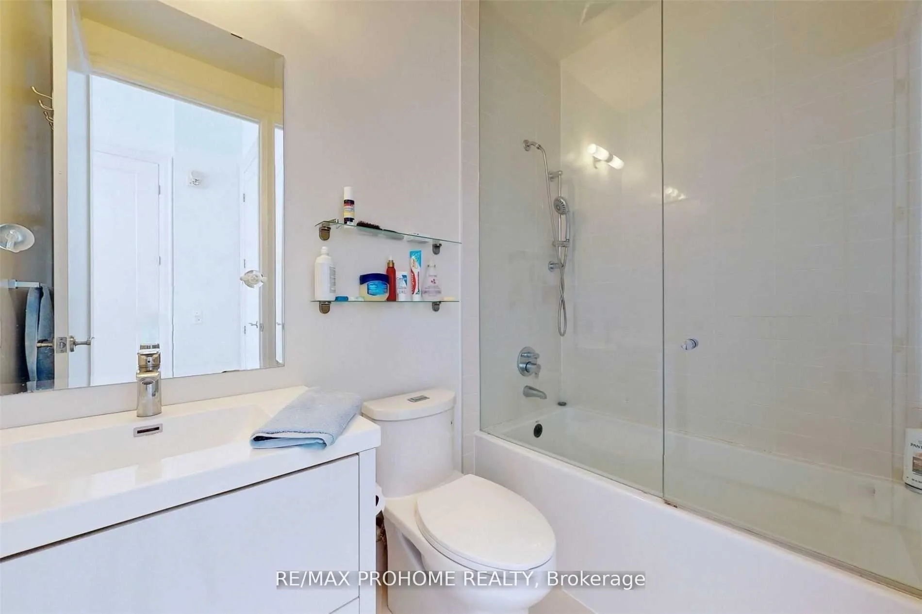 Photo 21 of Unit 108, 20 Fred Varley Drive, Markham, Unionville — HOMEH