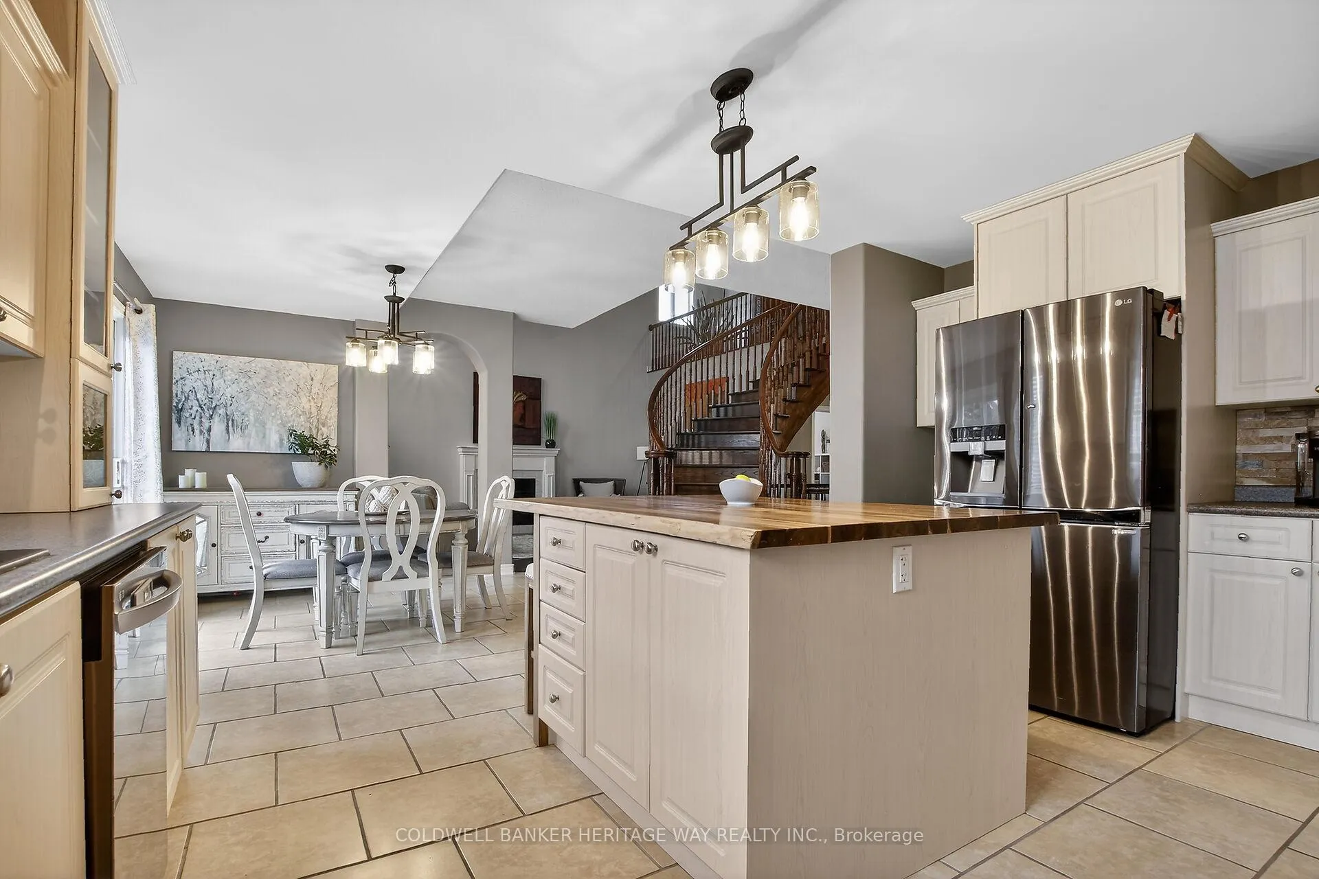 Photo 12 of 103 Sinclair Avenue, Carleton Place — HOMEH